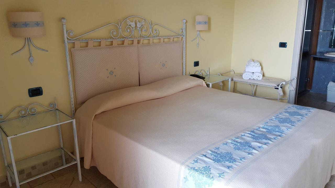 Hotel Corsaro Nero Portu Maga Eksteriør billede